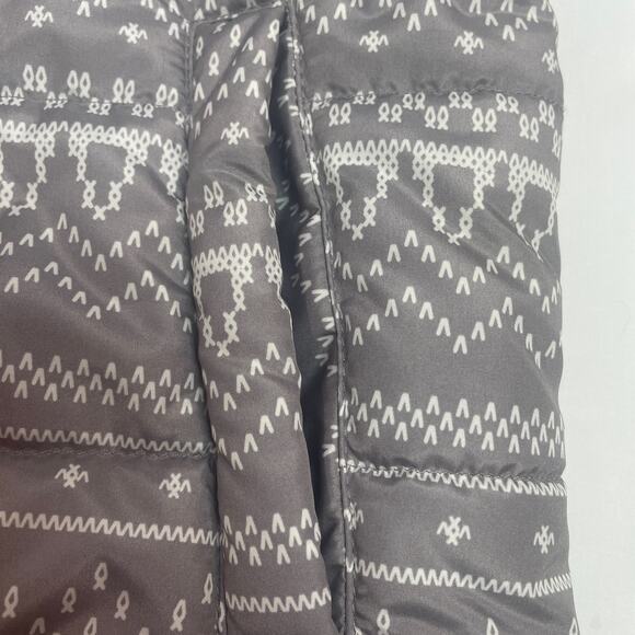 The Limited Puffer Vest With Detachable Hood Size M New With Tags‎ NWT - Picture 13 of 13